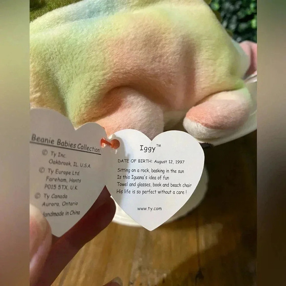 RARE Ty Beanie Baby - Iggy the Iguana with Tie Dye Fabric & Tag Errors - Picture 6 of 11